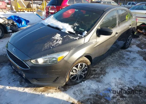 2017 Ford Focus S z USA, uszkodzony, nr VIN 1FADP3E25HL311187
